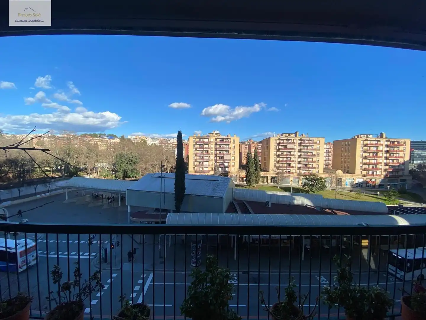 Vista exterior de Piso en venta en Granollers con Balcón