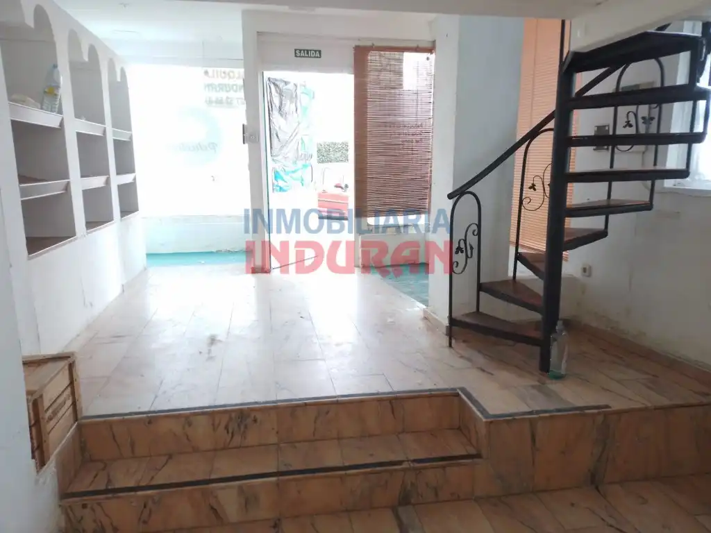 Local comercial de lloguer a Calle Antonio Concha, imagen 5