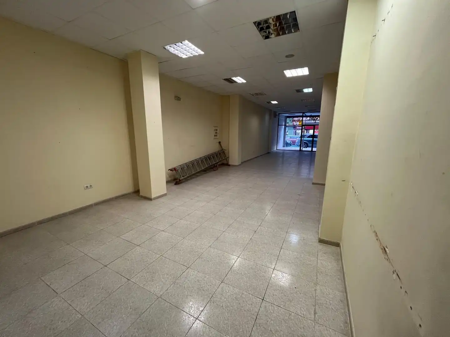 Local comercial de lloguer a Centro, imagen 3