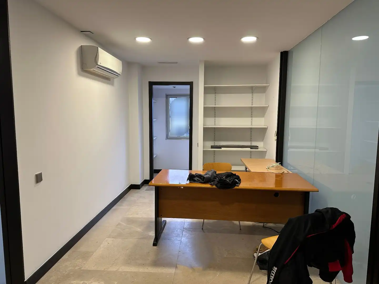 Büro zur Miete in Santa Cruz de Bezana