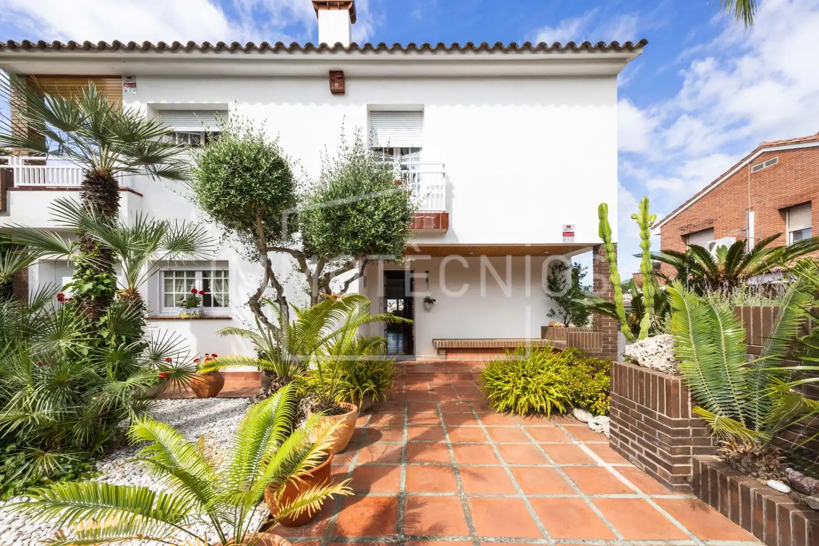 Vista exterior de Casa o xalet en venda en Canet de Mar amb Calefacció, Jardí privat i Terrassa