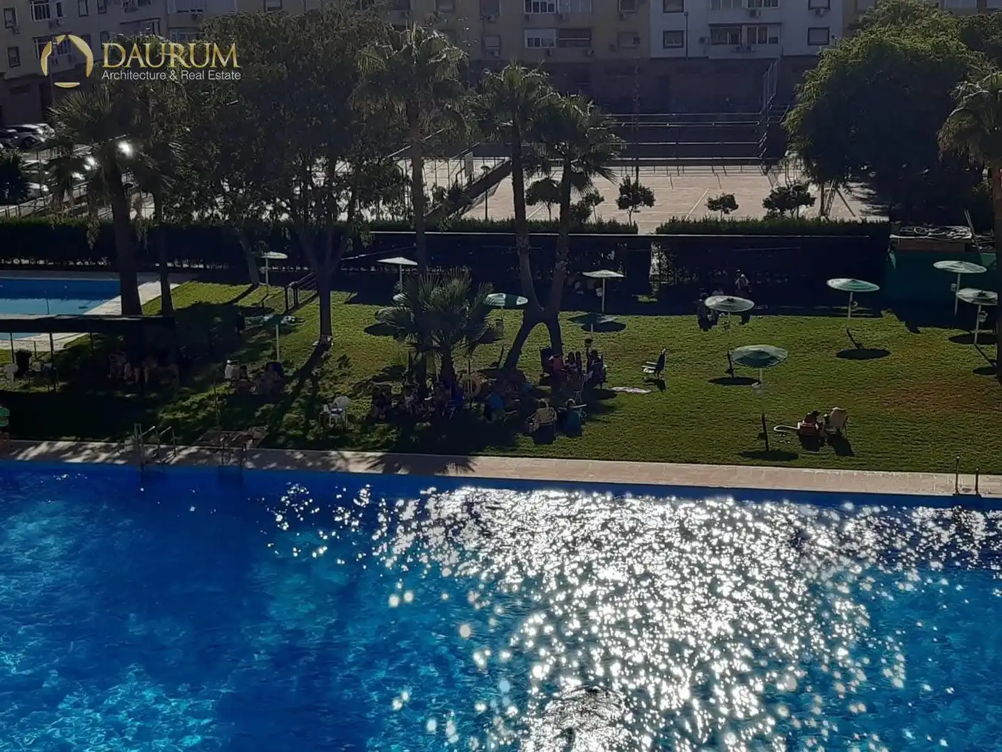 Piscina de Piso en venta en Montequinto con Aire acondicionado, Calefacción y Terraza