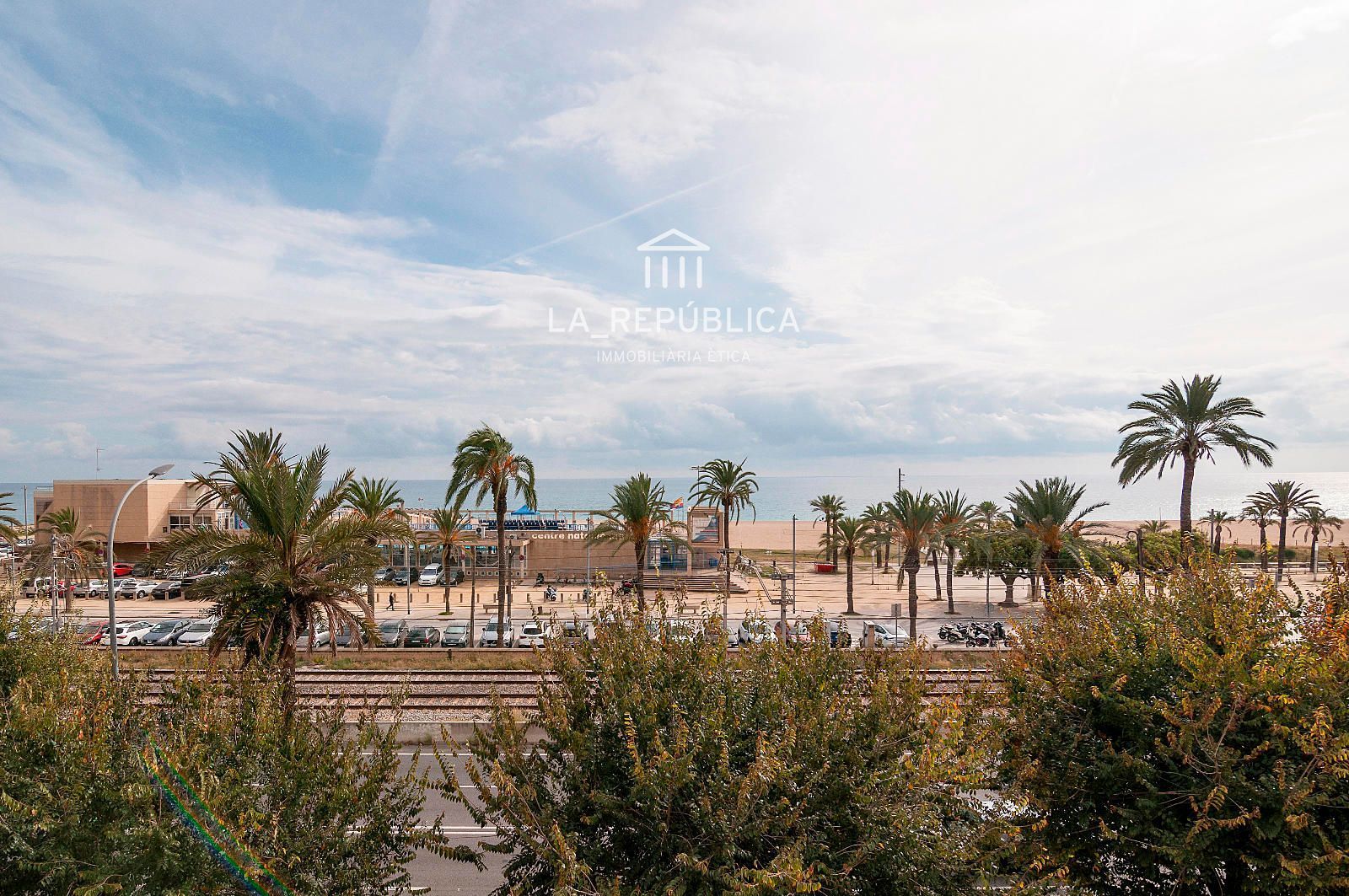 Exterior view of Duplex for sale in Mataró  with Air Conditioner, Heating and Terrace