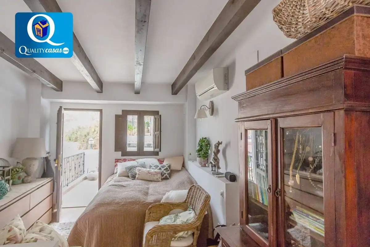 Schlafzimmer von Maisonette zum Verkauf in Alicante / Alacant mit Klimaanlage, Heizung und Terrasse