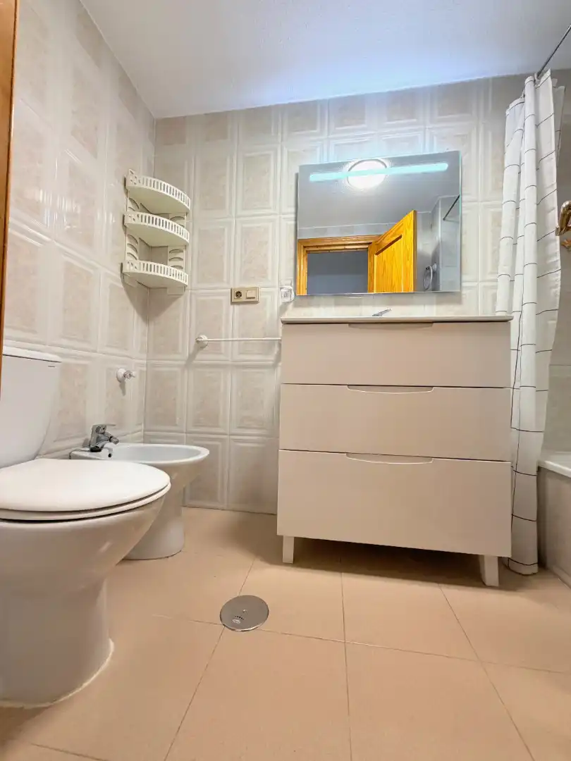 Flat for rent in Granada, Granada