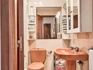Bany de Pis en venda en A Coruña Capital  amb Calefacció, Parquet i Terrassa