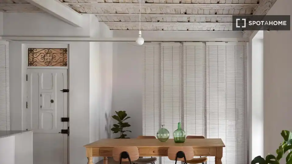 Appartamento con terrazza in affitto a L'Eixample, imagen 19