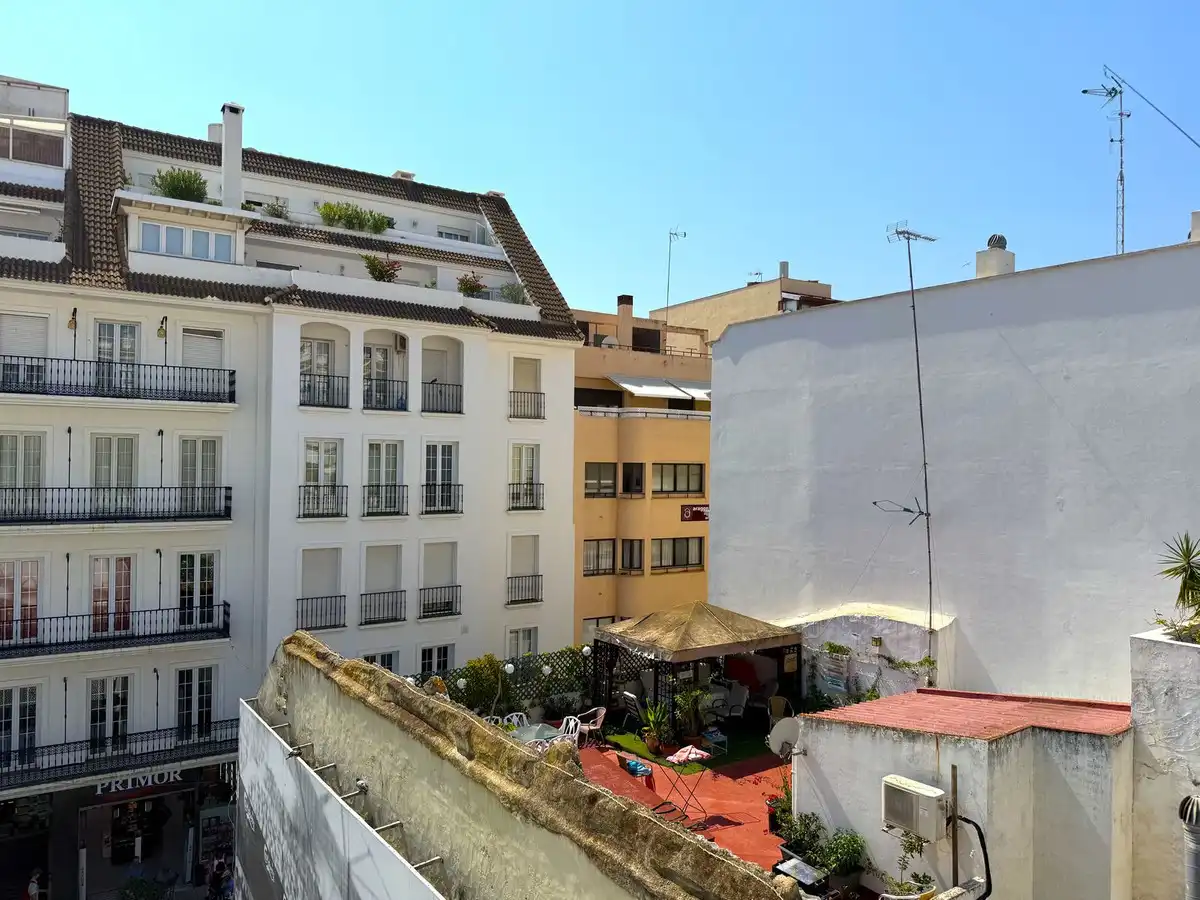 Piso en venta en Estepona - Estepona,Centro,Avenida Juan Carlos I, imagen 24