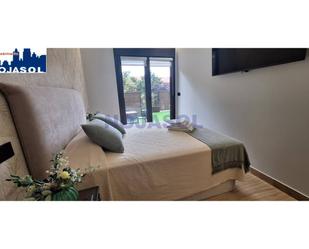 Dormitori de Apartament de lloguer en Noja amb Aire condicionat, Calefacció i Parquet