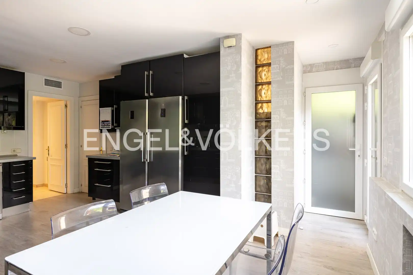 Cocina de Casa o chalet en venta en La Moraleja con Aire acondicionado, Calefacción y Jardín privado