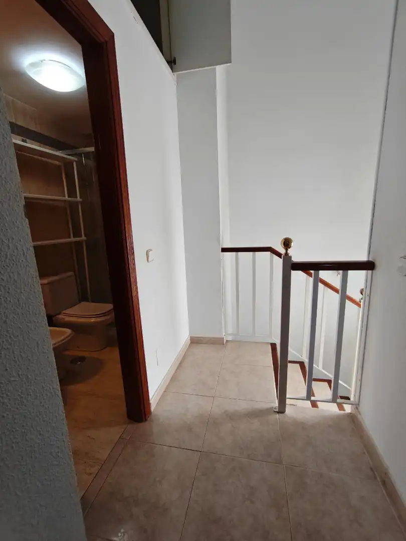Dúplex en venda en Sevilla la Nueva amb Aire condicionat, Calefacció i Jardí privat