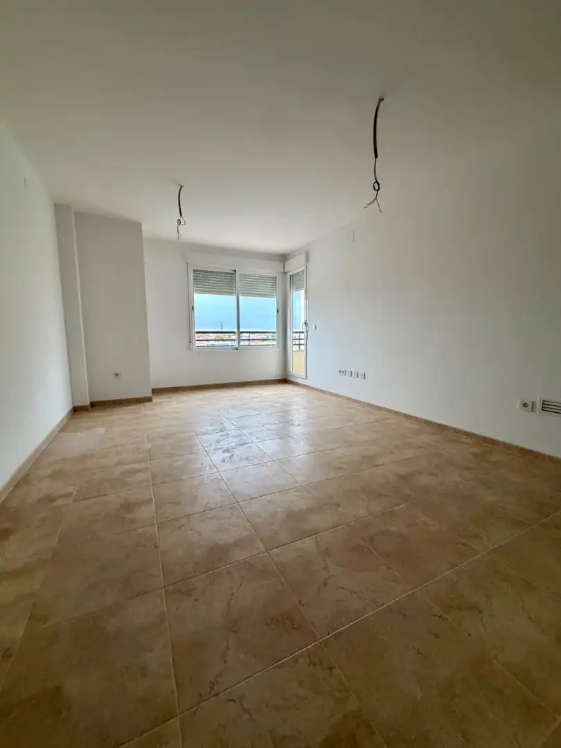 Sala de estar de Piso en venta en Almazora / Almassora con Balcón y Piscina comunitaria