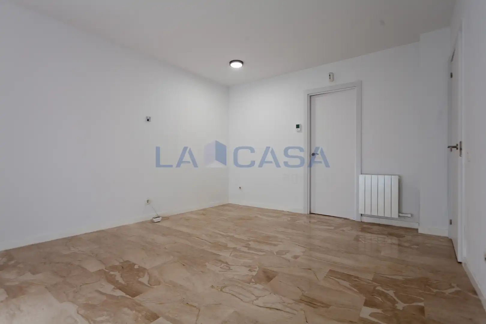 Pis en venda en L'Hospitalet de Llobregat amb Terrassa i Balcó