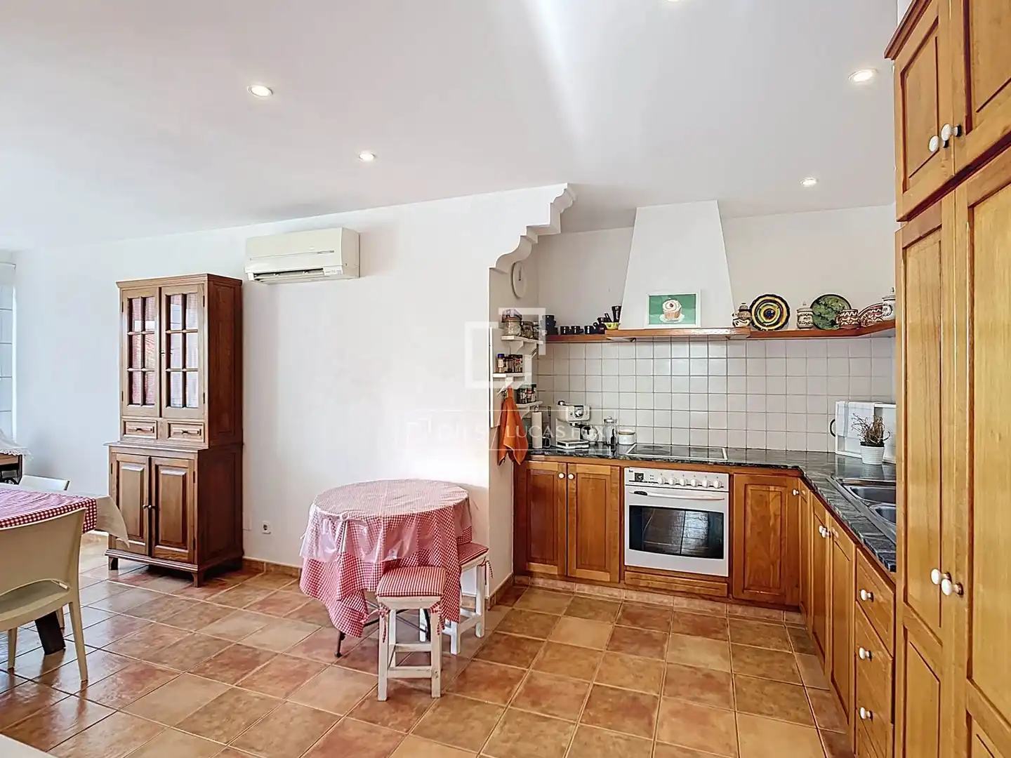 Cuina de Casa o xalet en venda en Ciutadella de Menorca amb Aire condicionat, Calefacció i Jardí privat