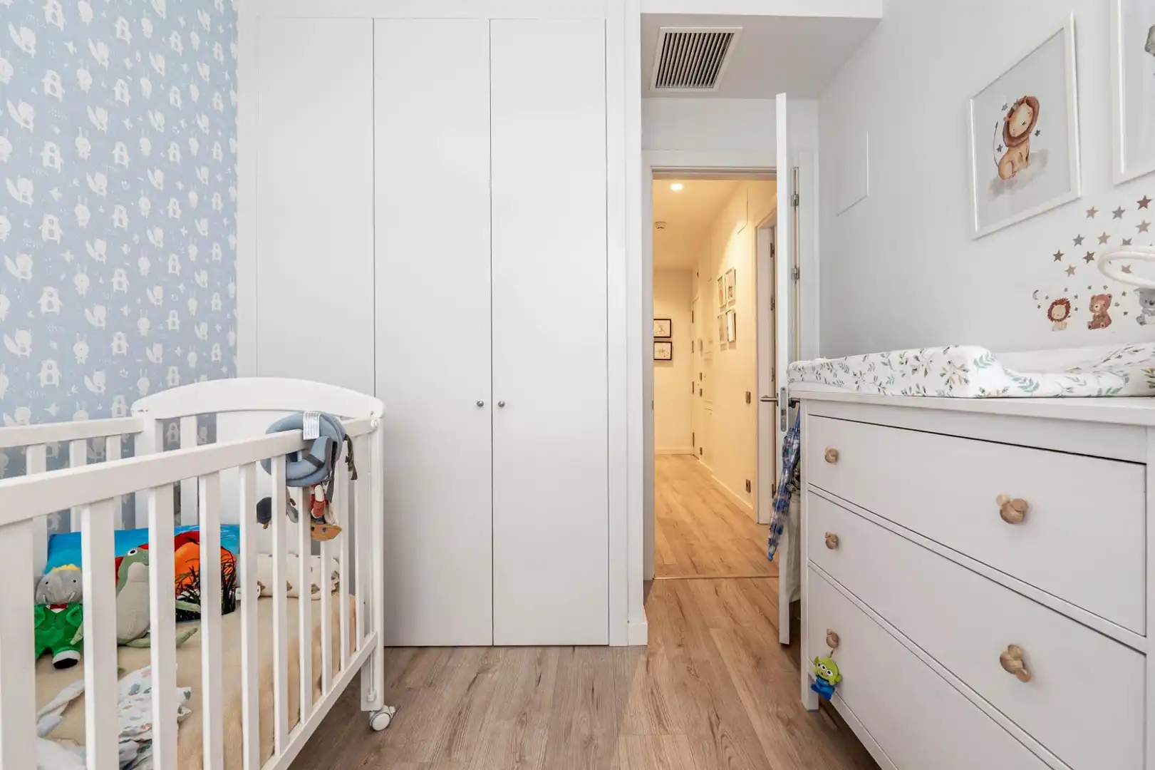 Habitación de Piso en venta en Granada con Aire acondicionado, Calefacción y Jardín privado