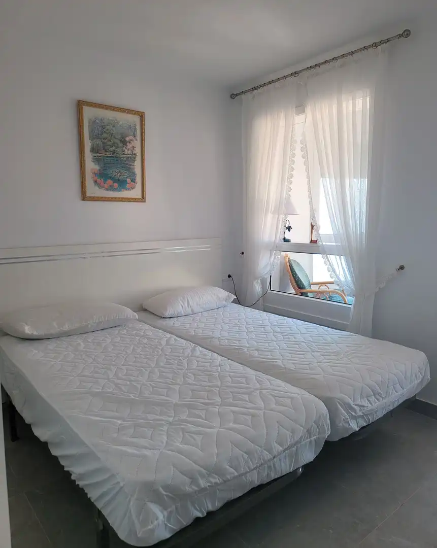 Study for rent in Avenida Europa, 82, Centro Internacional