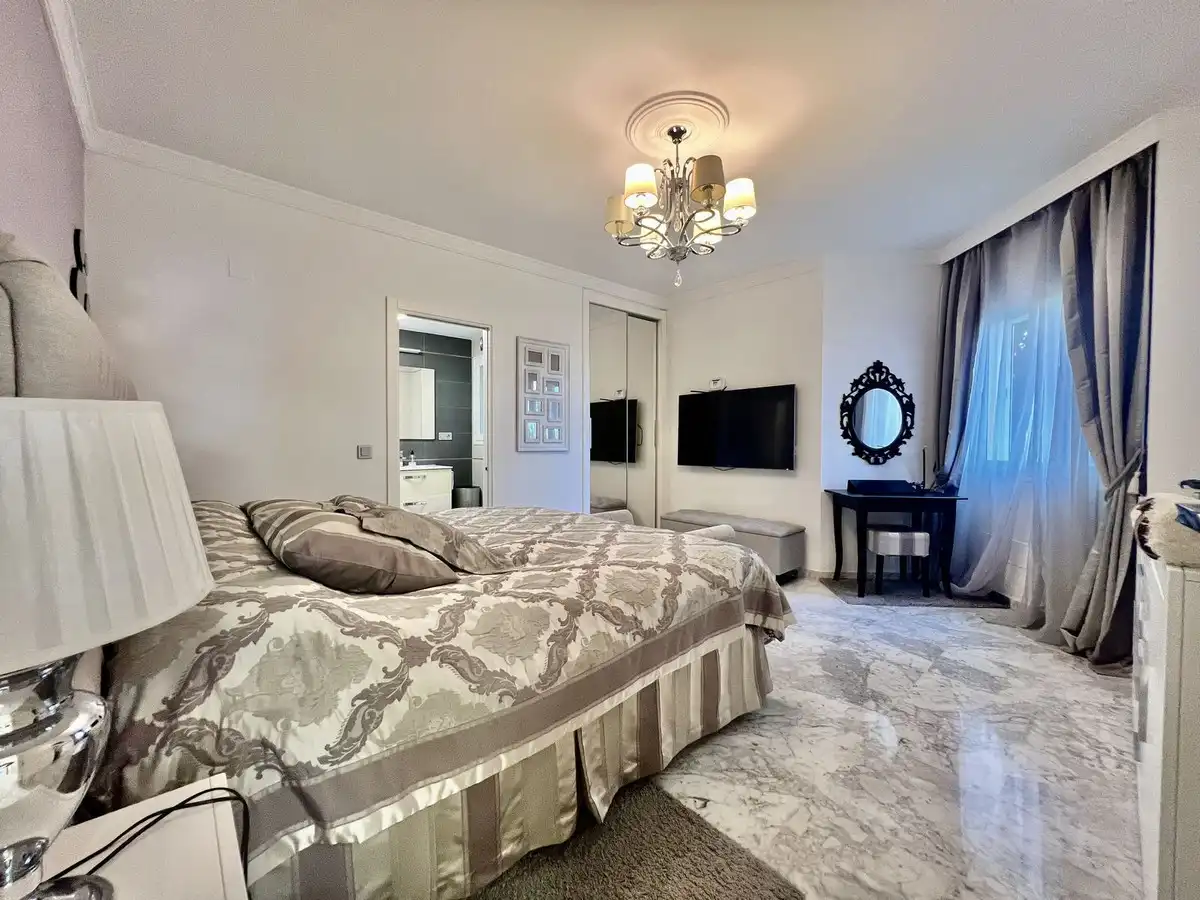Piso con ascensor en venta en Torrequebrada, imagen 17