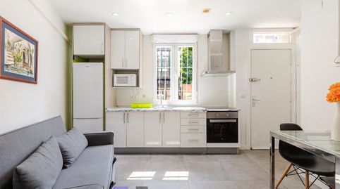 Photo 2 of Flat for rent in C. de Leñeros, Bellas Vistas, Madrid Capital