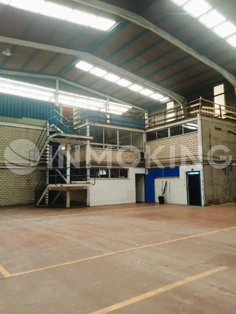 Industrial buildings for sale in Pinto