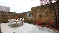 Terrassa de Casa o xalet en venda en  Zaragoza Capital amb Aire condicionat, Jardí privat i Moblat