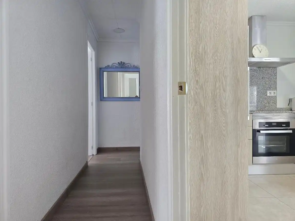 Piso de alquiler en Elche / Elx con Amueblado y Balcón
