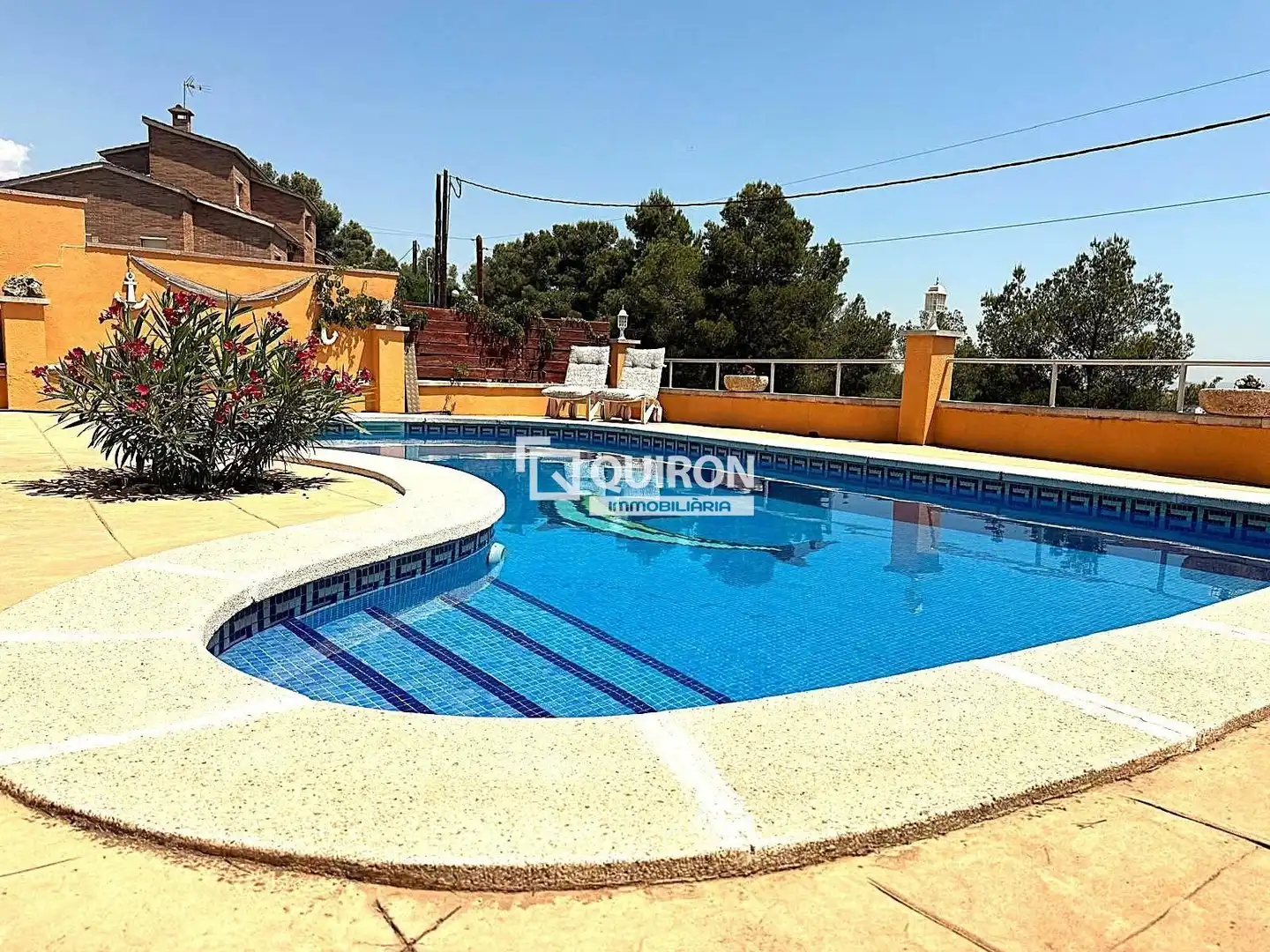 Piscina de Casa o chalet en venta en La Bisbal del Penedès con Aire acondicionado, Calefacción y Terraza
