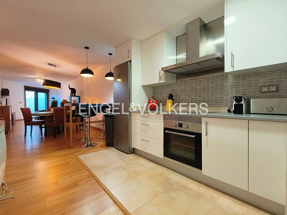 Cuina de Apartament en venda en O Grove   amb Aire condicionat, Calefacció i Parquet