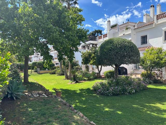 Casa adosada en Venta en Buenavista - Lauro Golf