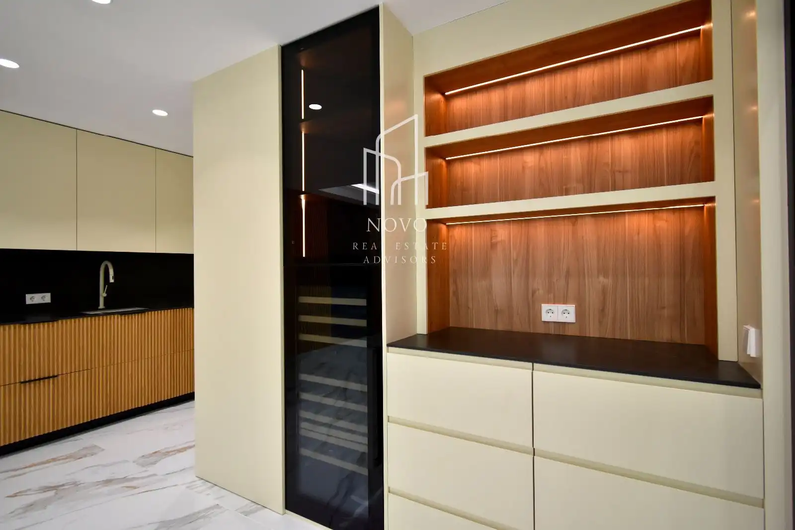 Cocina de Piso en venta en Madrid con Calefacción, Horno y Lavadora