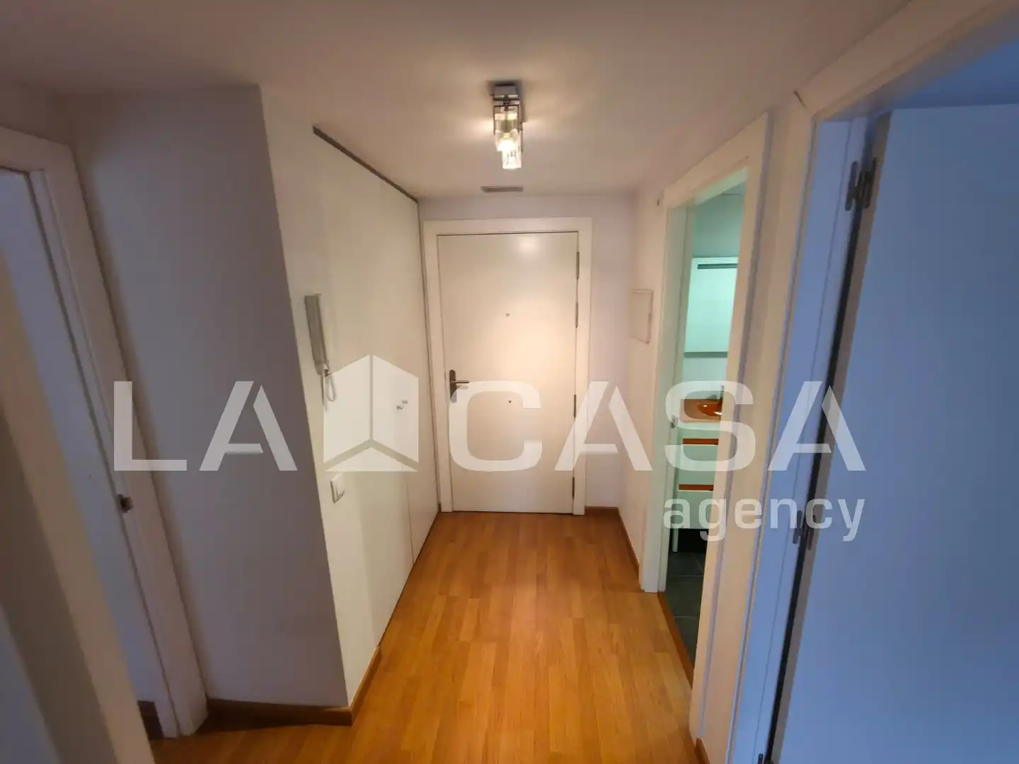 Piso en venta en Sabadell con Jardín privado, Parquet y Piscina