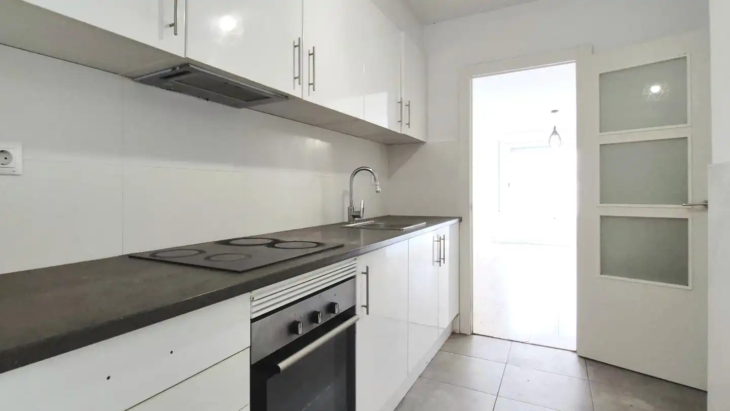 Cocina de Piso en venta en Terrassa con Parquet y Alarma