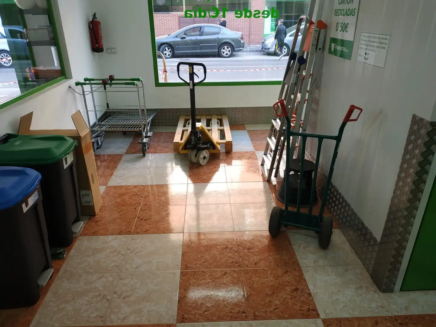 Storage room for rent in Calle Virgen de Fátima, 1, Centro