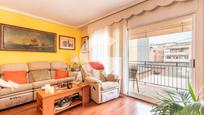 Living room of Flat for sale in Sant Joan Despí  with Air Conditioner, Heating and Parquet flooring