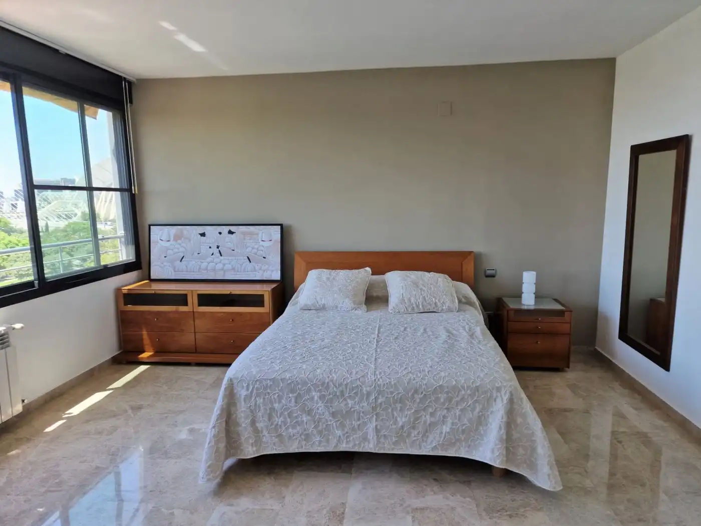 Flat for rent in Paseo Albereda, Penya - Roja - Avda. Francia