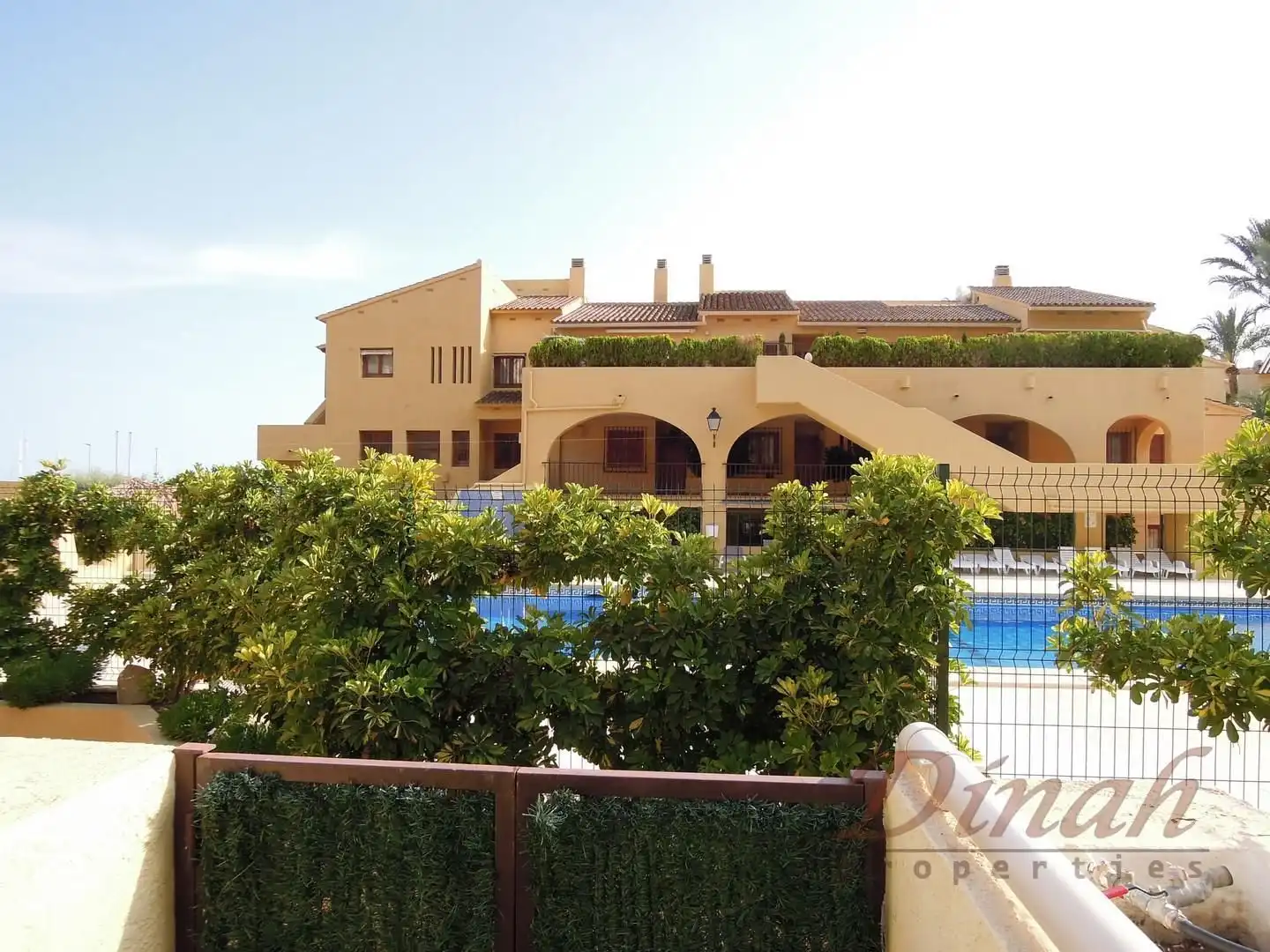 Apartment mit Pool zur Miete in Currica