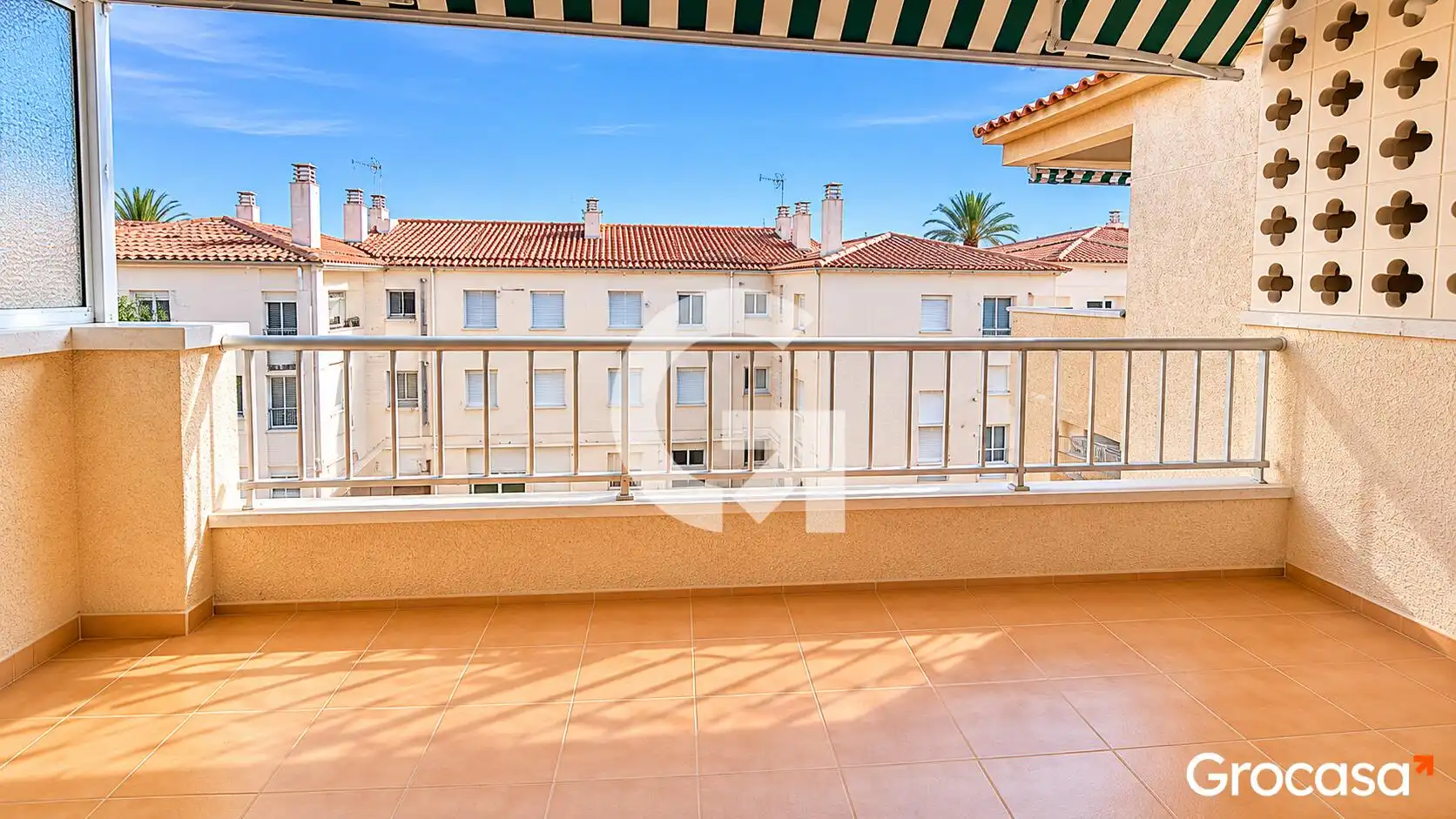 Terrassa de Àtic en venda en Cubelles amb Moblat, Forn i Rentadora