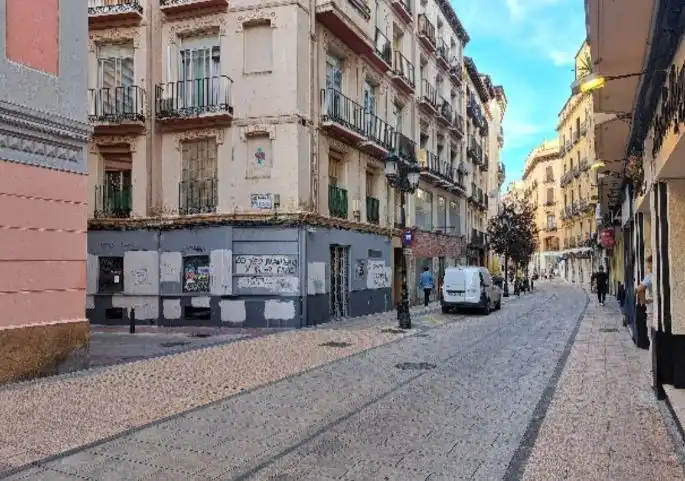 Vista exterior de Local de alquiler en Zaragoza