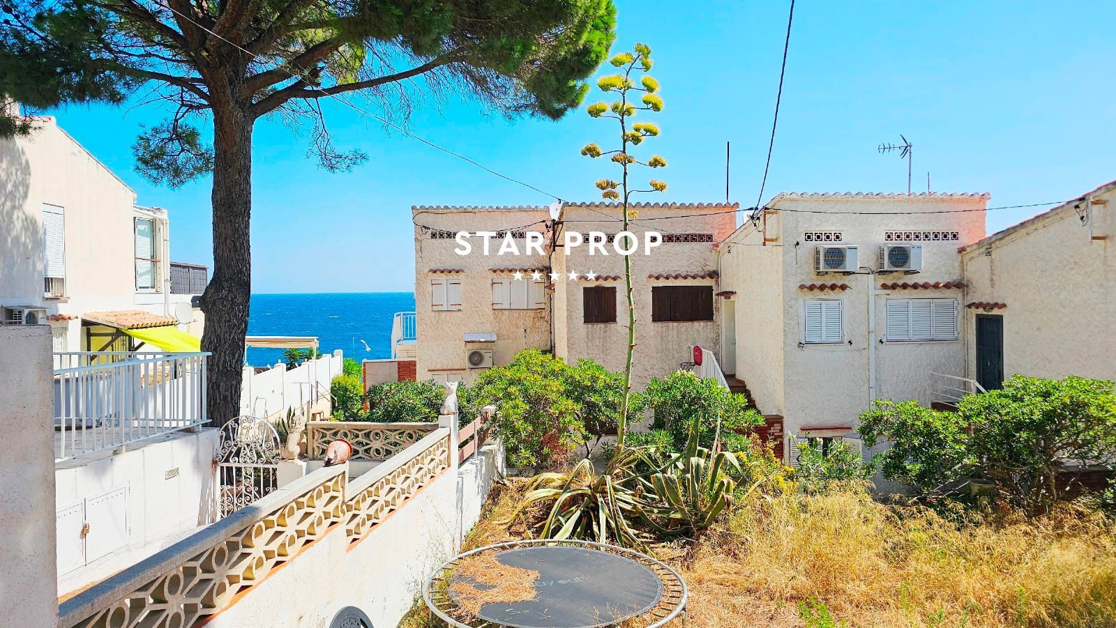 Flat for sale in Llançà  with Private garden and Terrace