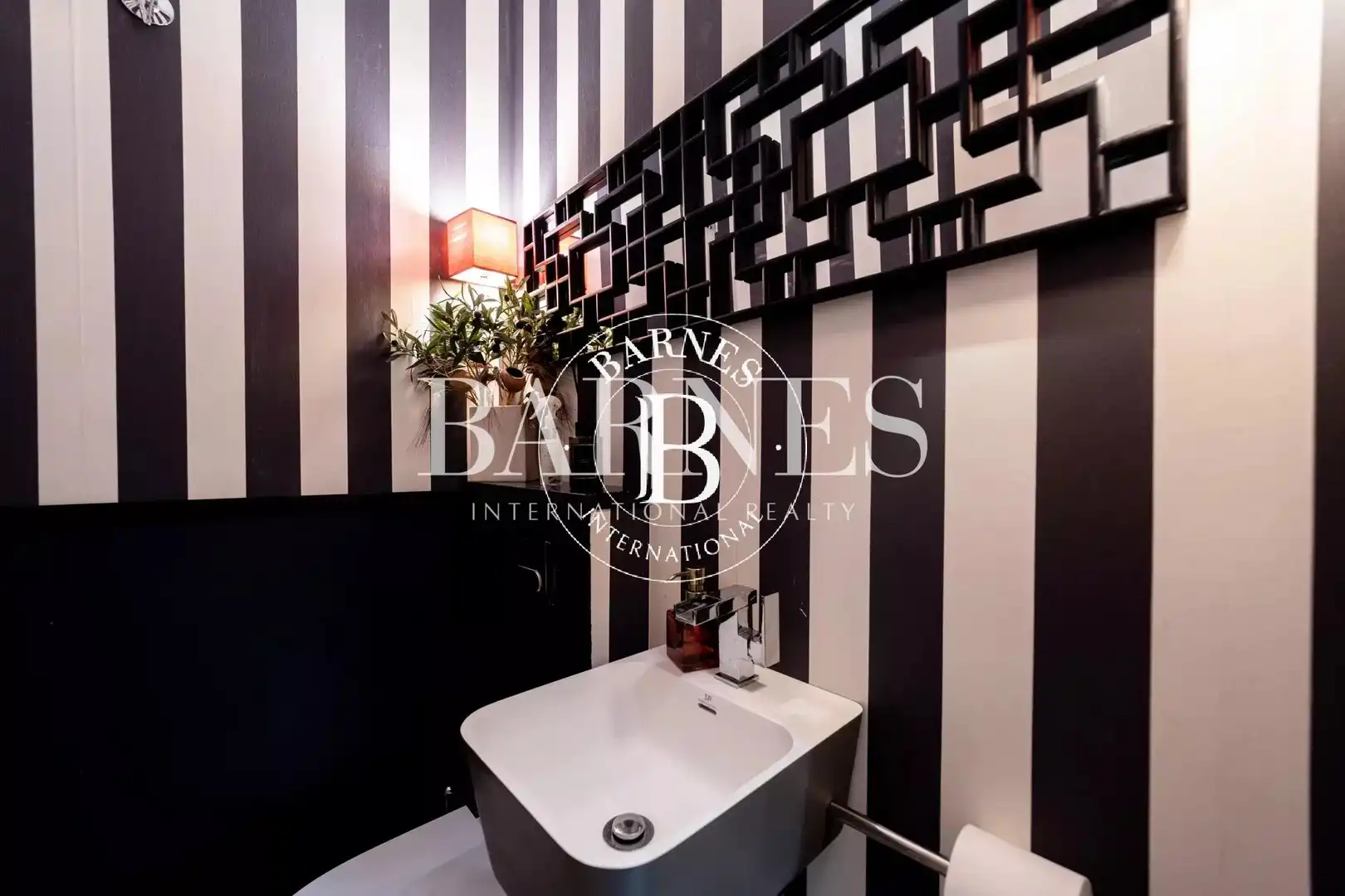 Badezimmer von Maisonette zur Miete in Madrid mit Klimaanlage, Heizung und Terrasse