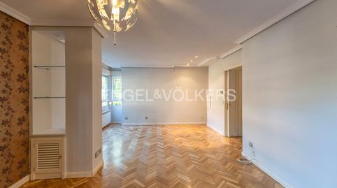 Photo 3 of Duplex to rent in Vía de las Dos Castillas, Avenida Europa, Madrid