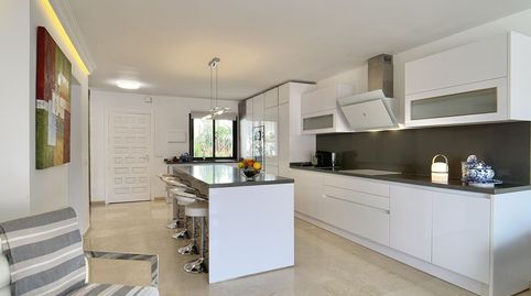 Foto 2 de Piso en venta en Las Brisas, Marbella