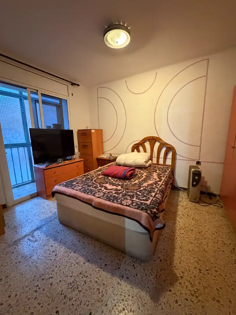 Habitación de Piso en venta en Cerdanyola del Vallès con Amueblado
