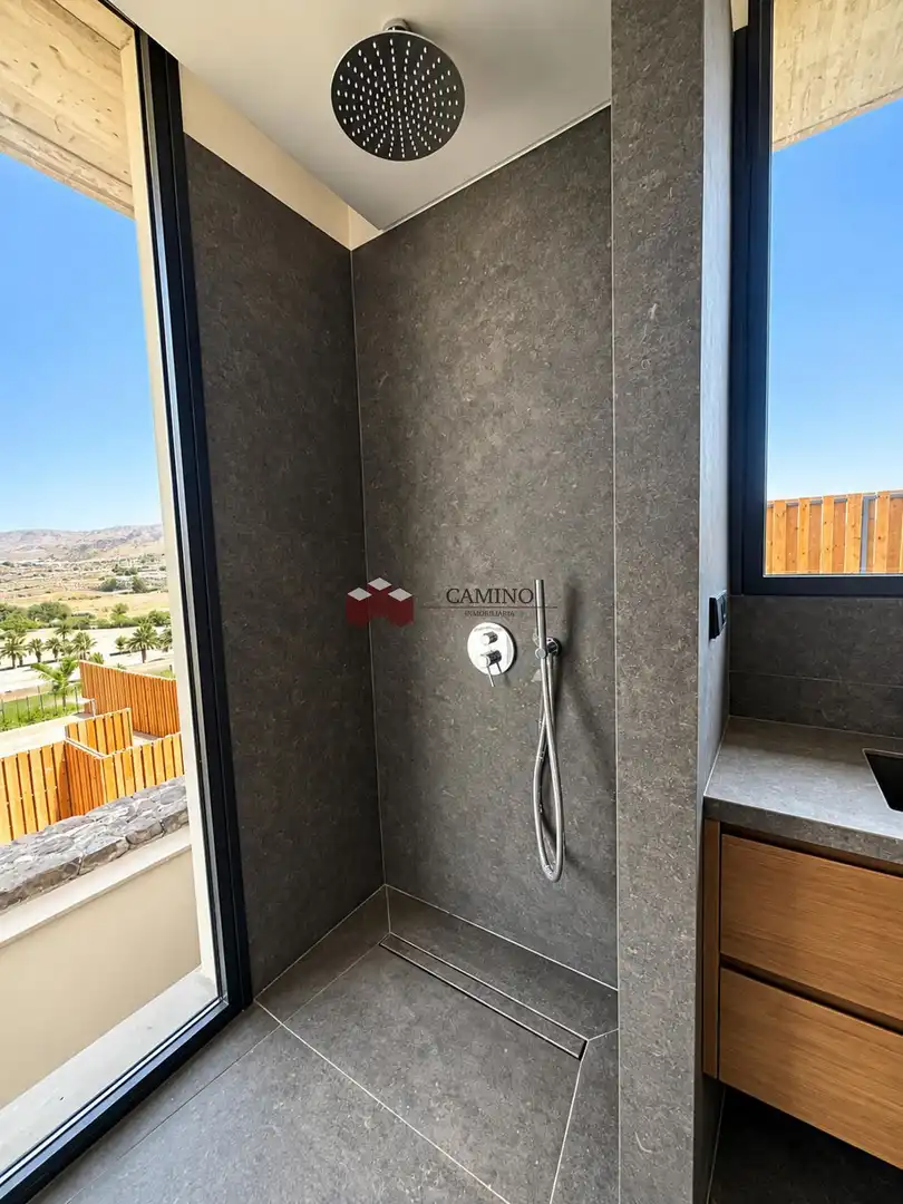Baño de Casa o chalet en venta en San Bartolomé de Tirajana con Aire acondicionado, Terraza y Piscina