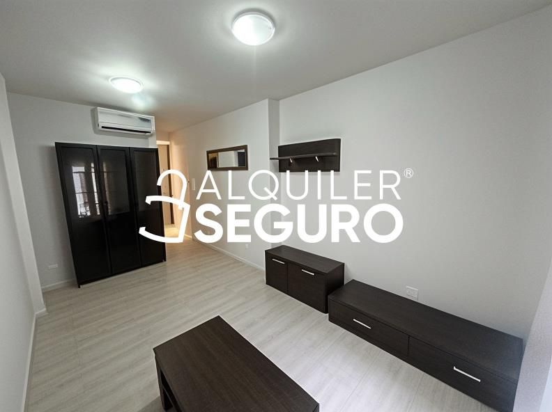 Habitación de Piso de alquiler en  Madrid Capital con Calefacción