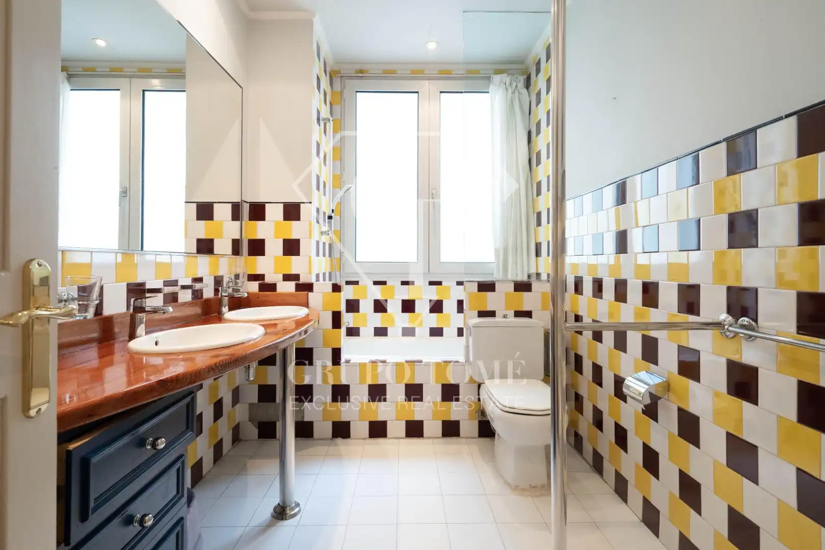 Piso en venta en Calle ERCILLA, Zona Indautxu
