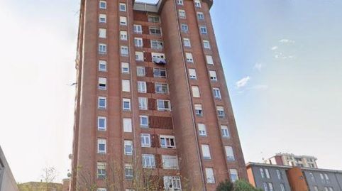 Foto 2 de Piso en venta en Calle Jose Maria Cossio, 17, Alisal - San Román, Santander