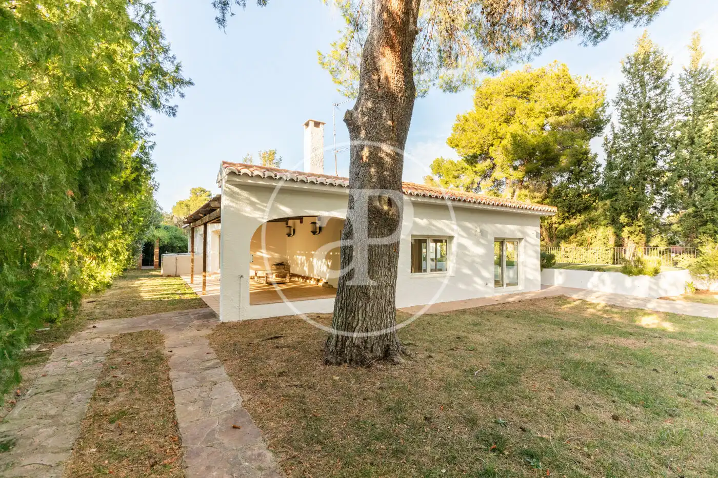 Jardí de Casa o xalet en venda en Chiva amb Aire condicionat, Calefacció i Jardí privat