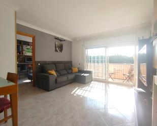 Wohnzimmer von Wohnungen zum verkauf in Canet de Mar mit Heizung und Balkon