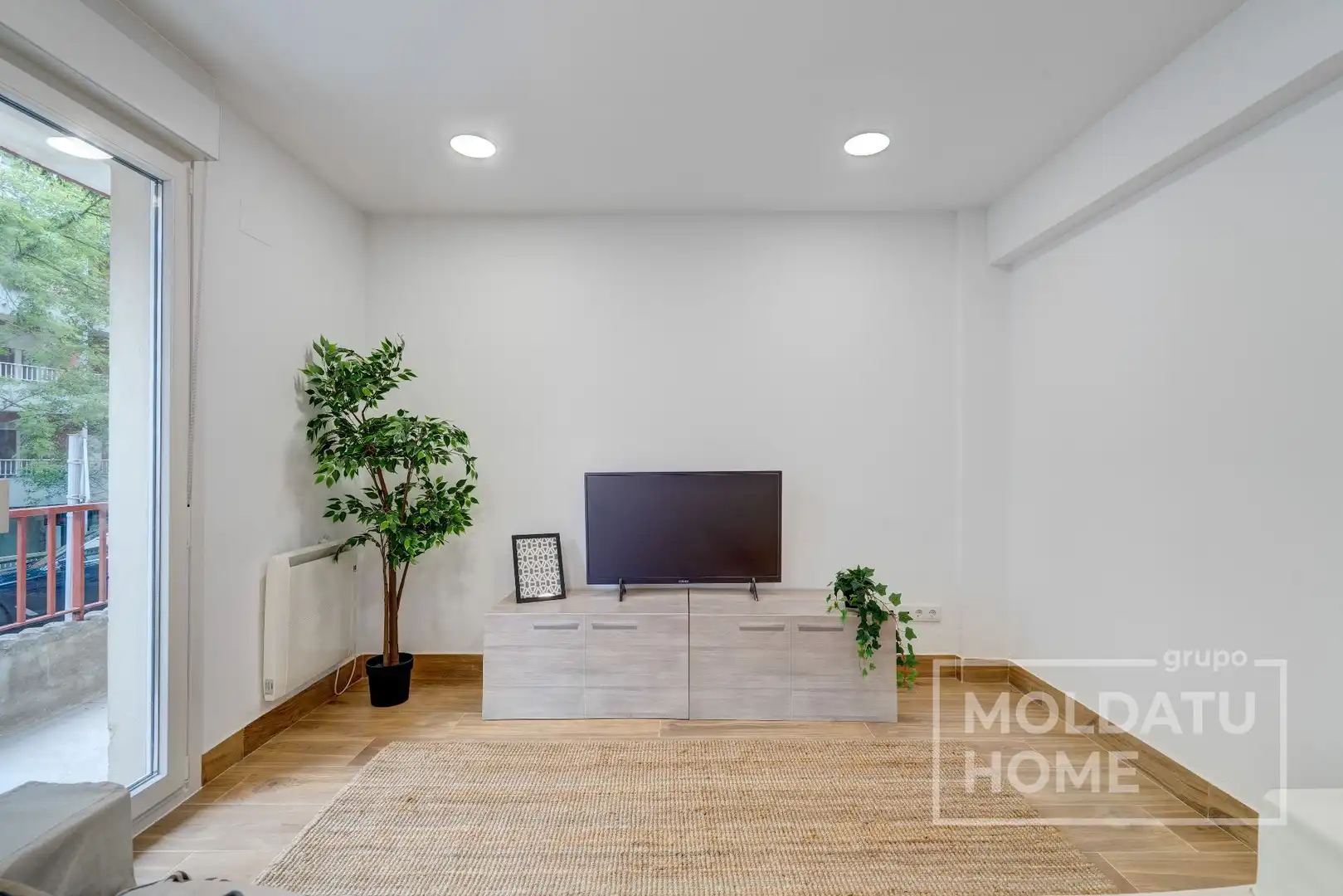 Sala d'estar de Pis en venda en Irun  amb Calefacció, Terrassa i Traster