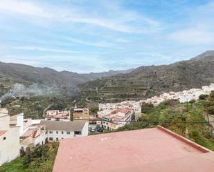 Vista exterior de Casa o xalet en venda en Otívar amb Aire condicionat, Terrassa i Traster